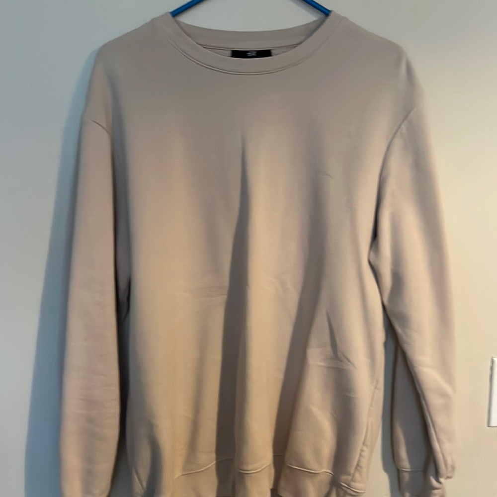 H&M blank cream crewneck